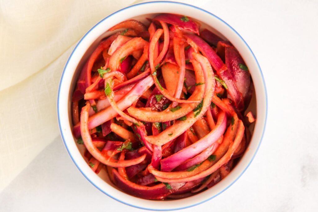 Delicious Indian Onion Salad (Laccha Pyaaz)