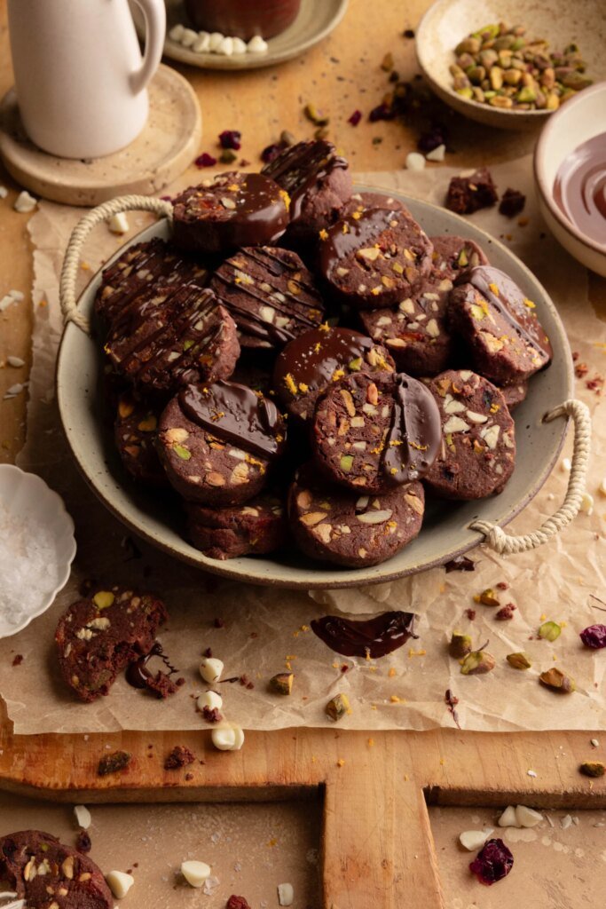 The Best Chocolate Cookies (Easy and Delicious)