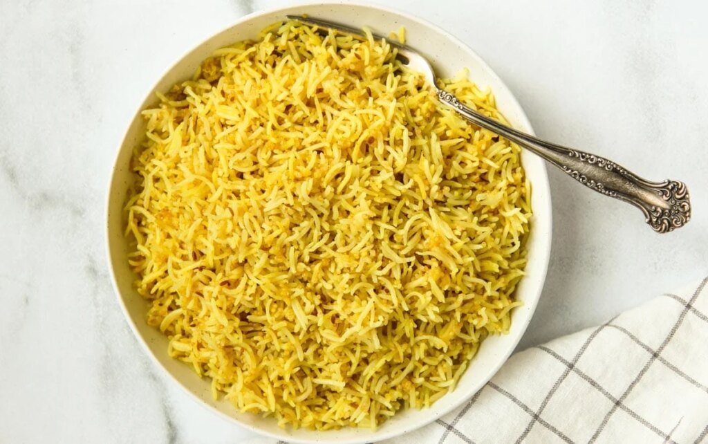 Easy Turmeric Quinoa Rice (Instant Pot Recipe)